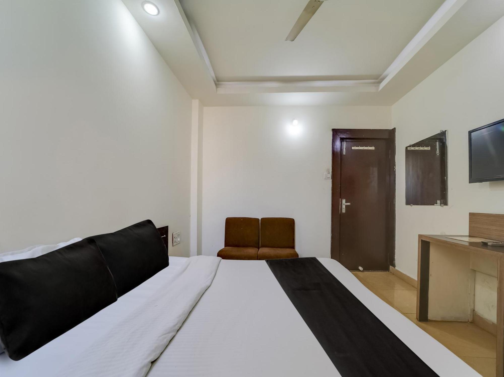 Super Hotel O The Surbhi Bhopal Zewnętrze zdjęcie